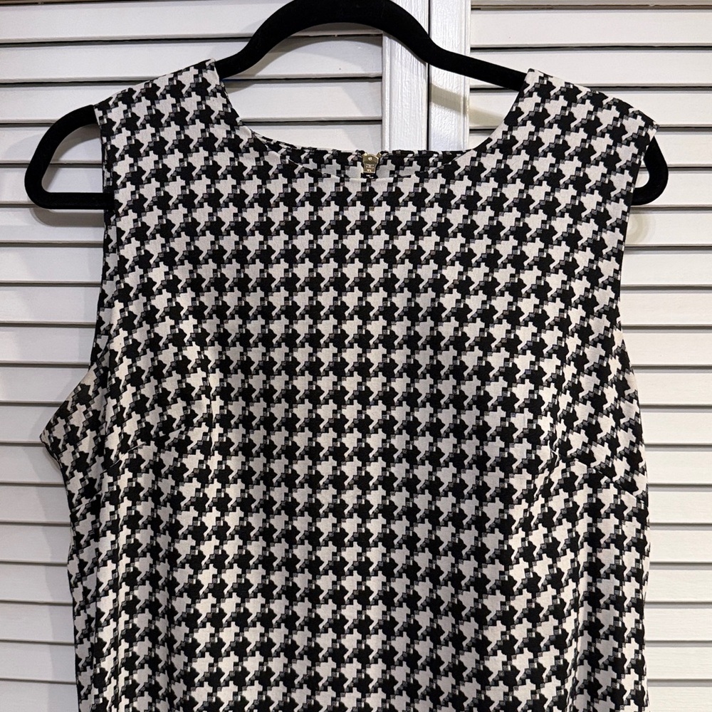 Calvin Klein Classic Black and White Houndstooth Dress - Picture 2 of 4